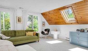 23 King Tom Dr, Charlestown, RI 02813