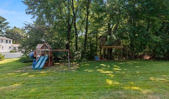 48 High Plain Rd, Andover, MA 01810