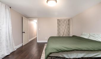 205 Westview Dr, Alma, MI 48801