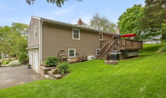 8 Brookview Ct, Bethel, CT 06801