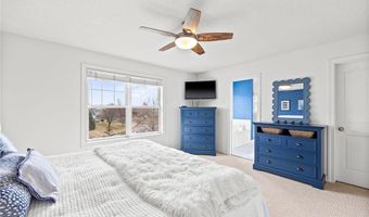 11689 E Laketowne Dr, Albertville, MN 55301