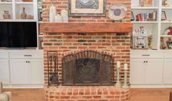 170 Fallen Oak Dr, Brandon, MS 39047
