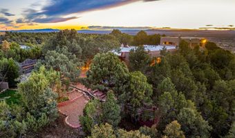 174 Hondo Seco Rd, Arroyo Hondo, NM 87513