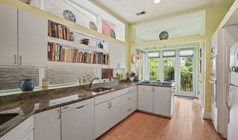 628 A St NE, Washington, DC 20002