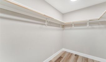 5121 Burr Oak Dr, Las Vegas, NV 89130