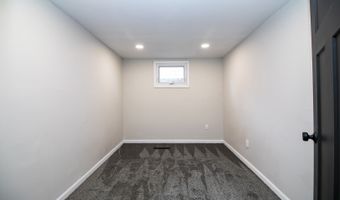 205 W 5th St, Aroma Park, IL 60910