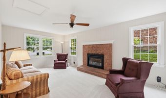 5004 LINETTE Ln, Annandale, VA 22003