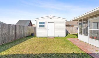 111 Acacia Ln, Abbeville, LA 70510