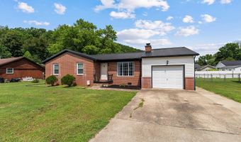 6 Gloucester Ct, Barboursville, WV 25504