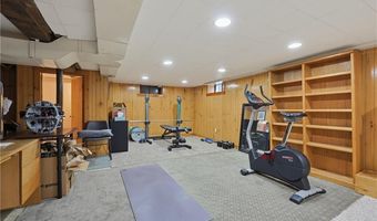 82 Leroy Dr, East Providence, RI 02915