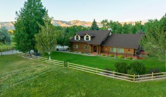 400 Lagoon Ln, Challis, ID 83226