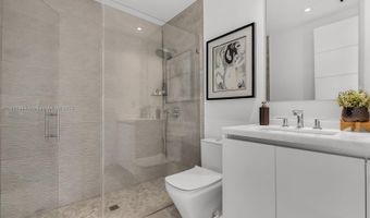 124 Park Dr, Bal Harbour, FL 33154