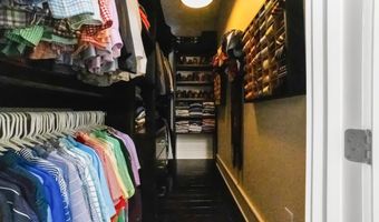 87 Ball Park St, Allen, KY 41601