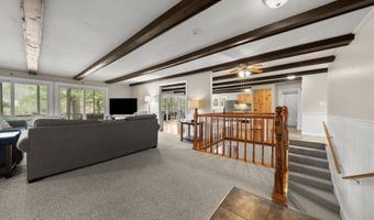 543 Long Shores Dr, Barrington, NH 03825