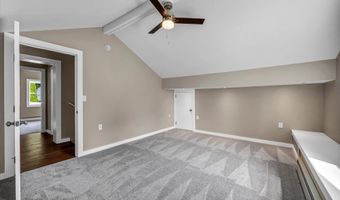 2 Riverview Pl, Cromwell, CT 06416