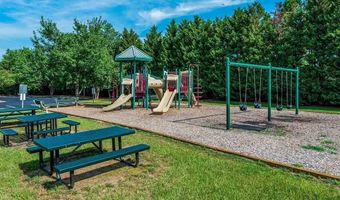 2418 Bristers Spring Way, Apex, NC 27523
