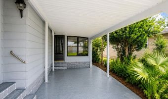 1229 Iriquois Dr, Barefoot Bay, FL 32976