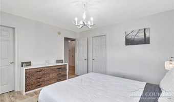 731 River Run Rd, Banner Elk, NC 28604
