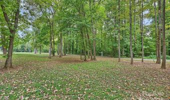 1709 Masonic Dr, Charlotte, NC 28205