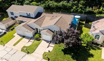 170 Cascade Terrace Dr, Ballwin, MO 63021