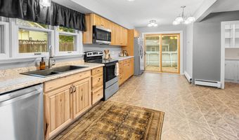 619 NW 3 St, Abilene, KS 67410