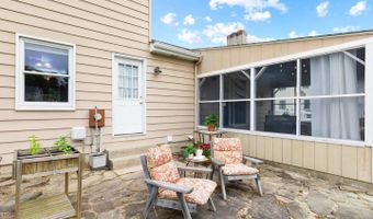 70 N FAIRFIELD Dr, Dover, DE 19901