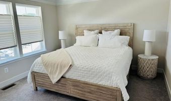 12435 SEA OAKS Ln #2, Berlin, MD 21811