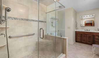 15 Secluded Dr, Narragansett, RI 02882
