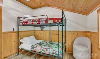 166 Charlie Hicks Rd, Banner Elk, NC 28604