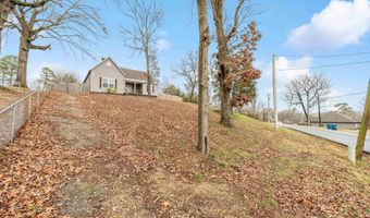 226 S First St, Benton, AR 72015