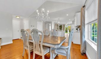 5 Sunset Ln A, Brentwood, NH 03833