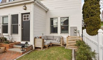 8 R Mount Vernon 6, Boston, MA 02125