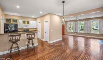2677 Broad St, Beaufort, SC 29902