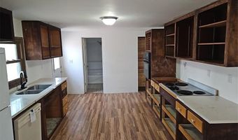 729 Brisbin St, Anoka, MN 55303