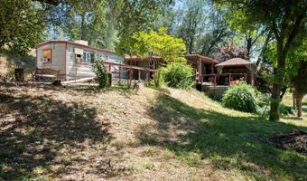 17711 Fuzzy Ln, Anderson, CA 96007