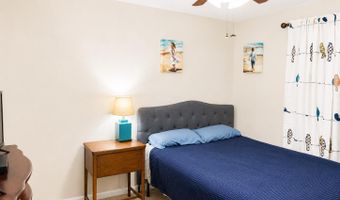 6195 W Forrest St, Bay St. Louis, MS 39520