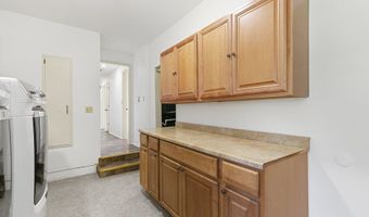 10418 CHAMPOEG Rd, Aurora, OR 97002