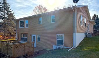 210 Knollwood St W, Annandale, MN 55302