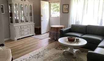 3 Founders Rd 3, Clinton, CT 06413
