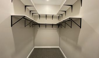 10 Trinton Ave, Bedford, IN 47421