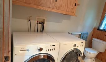 87 West Rd, Abbot, ME 04406