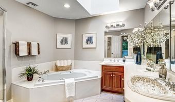 8402 CAMDEN St, Alexandria, VA 22308