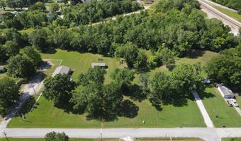 215 S Wyandotte, Baxter Springs, KS 66713