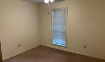 222 Pine Ln, Batesville, MS 38606