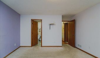13638 Hidden Creek Dr, Andover, MN 55304