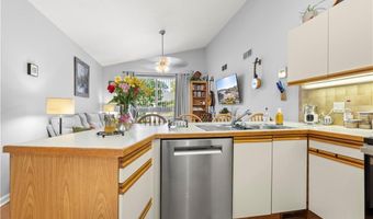 755 Williamsburg Cir, Warwick, RI 02886