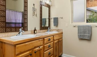 561 Chestnut Loop, Bellevue, ID 83313