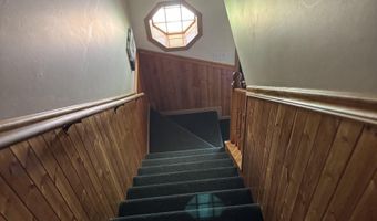 6 County Road 70 E, Bloomfield, IN 47424