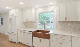 39 RED OAK Trl, Medford, NJ 08055