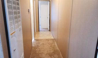 2403 CLayton Ave 106, Albert Lea, MN 56007